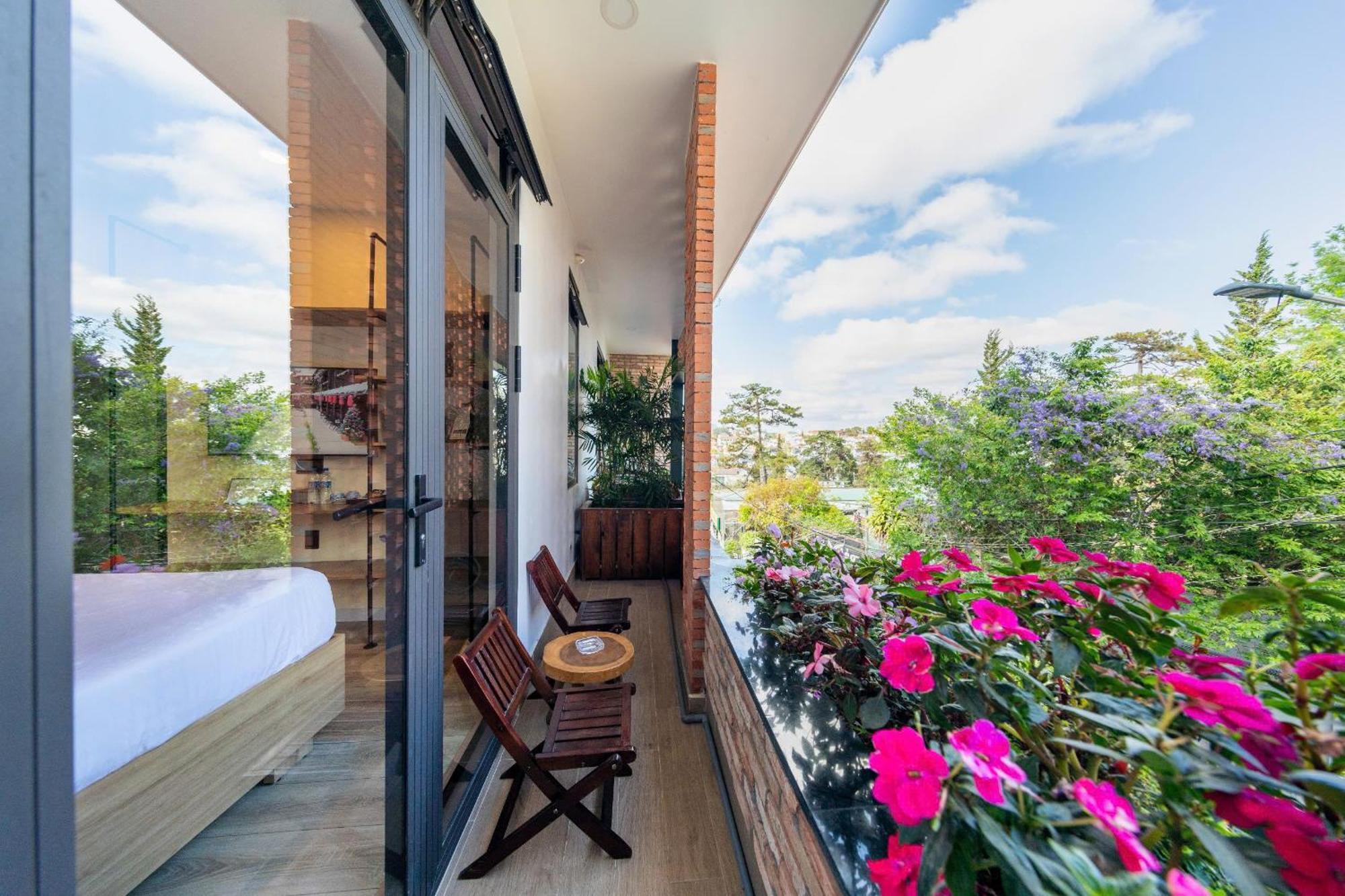 The Brick Home Dalat Exterior photo
